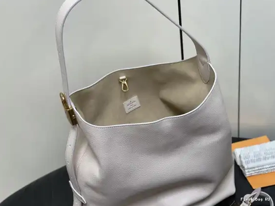 First bag ru Hobo Key Jh-31*35*18CM Low LOUIS VUITTON 0616